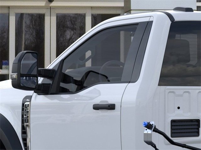 New 2026 Ford F550 4x4 Regular Cab Super Duty w/ XL Chrome Package image 20
