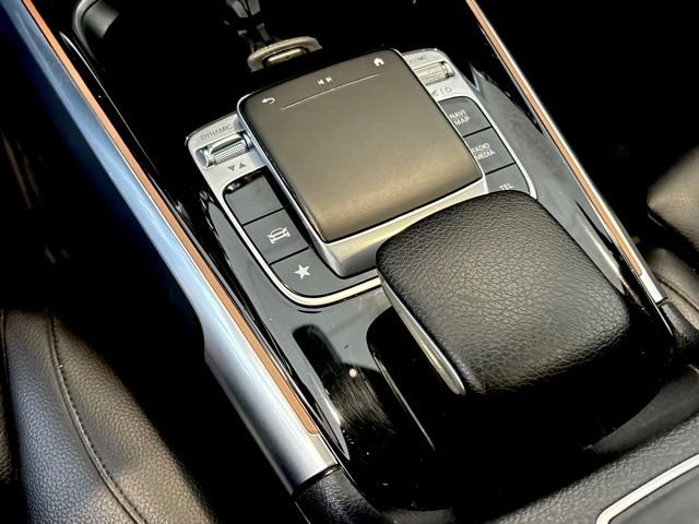 Certified 2020 Mercedes-Benz GLB 250 image 24