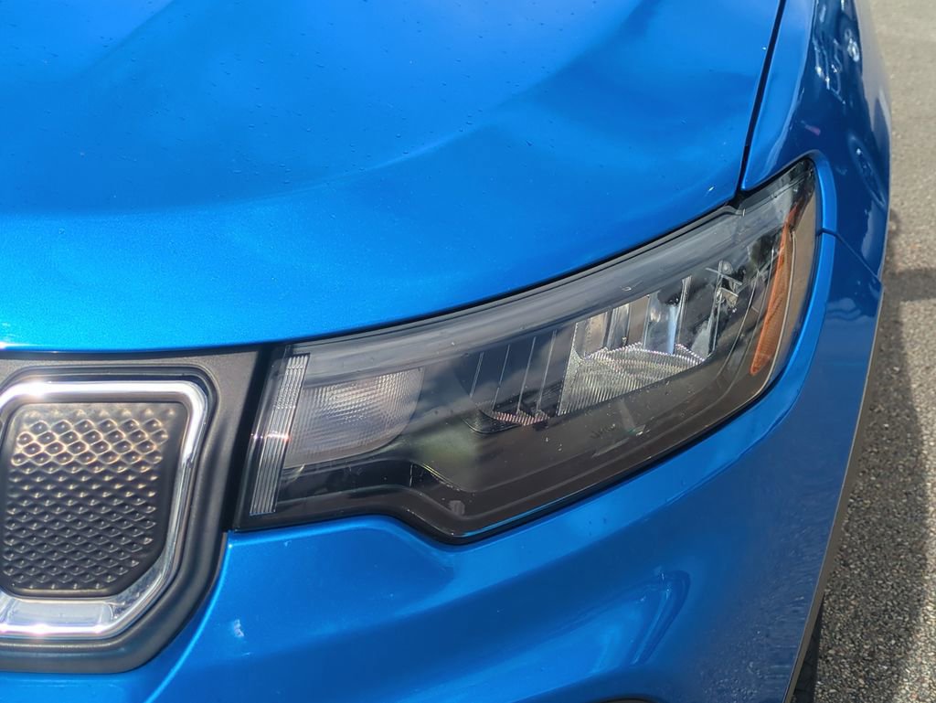 Used 2022 Jeep Compass Latitude w/ Sun and Sound Group image 11