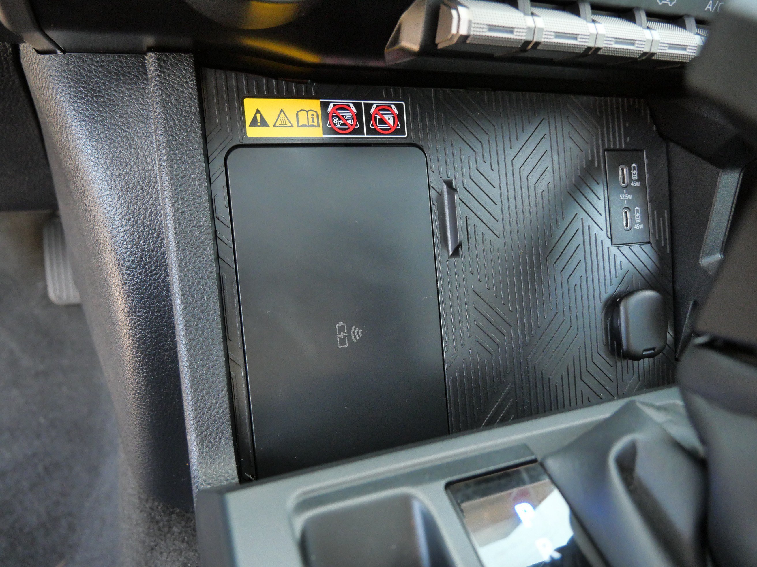 Certified 2026 Toyota 4Runner TRD Off-Road Premium w/ Tow Technology Package AWD/4WD image 32