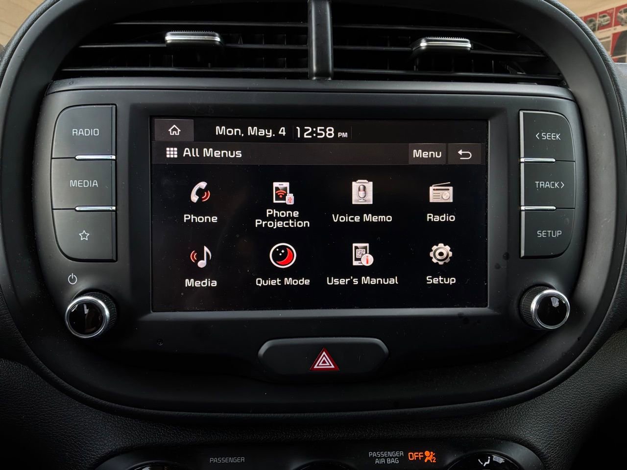 Used 2025 Kia Soul LX w/ LX Technology Package FWD image 27