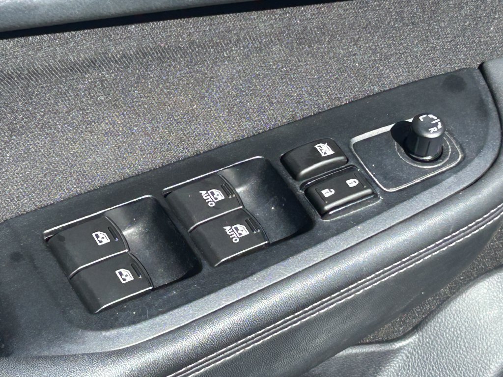 Used 2019 Subaru Outback 2.5i Premium w/ Popular Package #2 AWD/4WD image 26