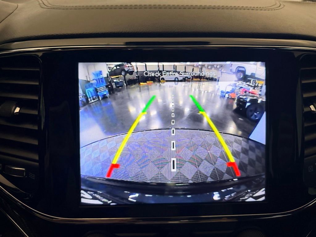 Used 2020 Jeep Grand Cherokee SRT AWD/4WD image 25