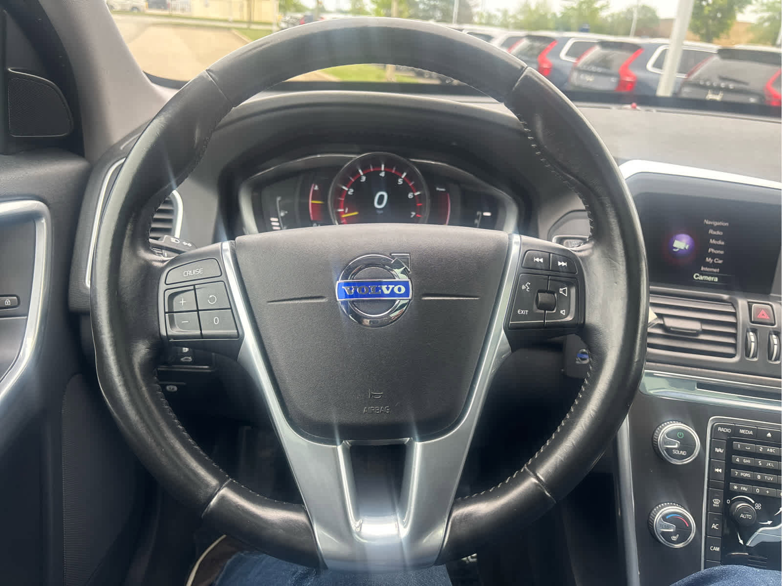 Used 2016 Volvo XC60 T5 Premier AWD/4WD image 12