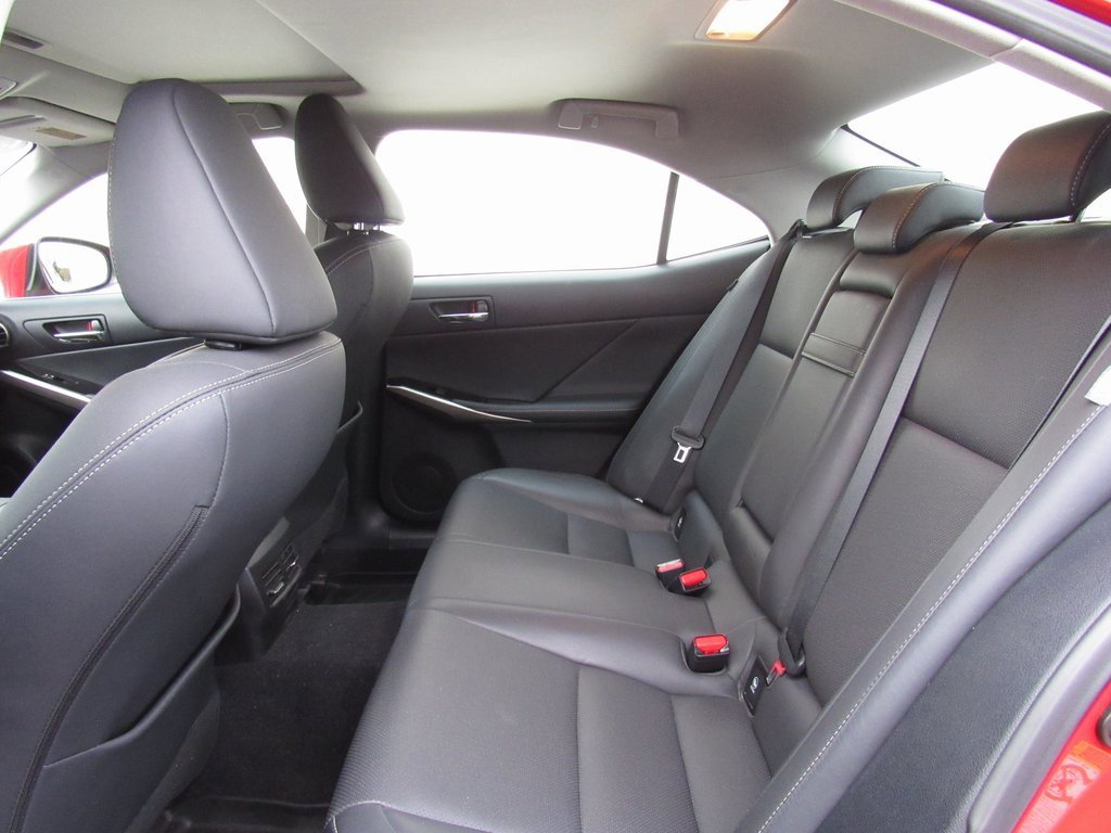 Used 2016 Lexus IS 300 AWD image 14
