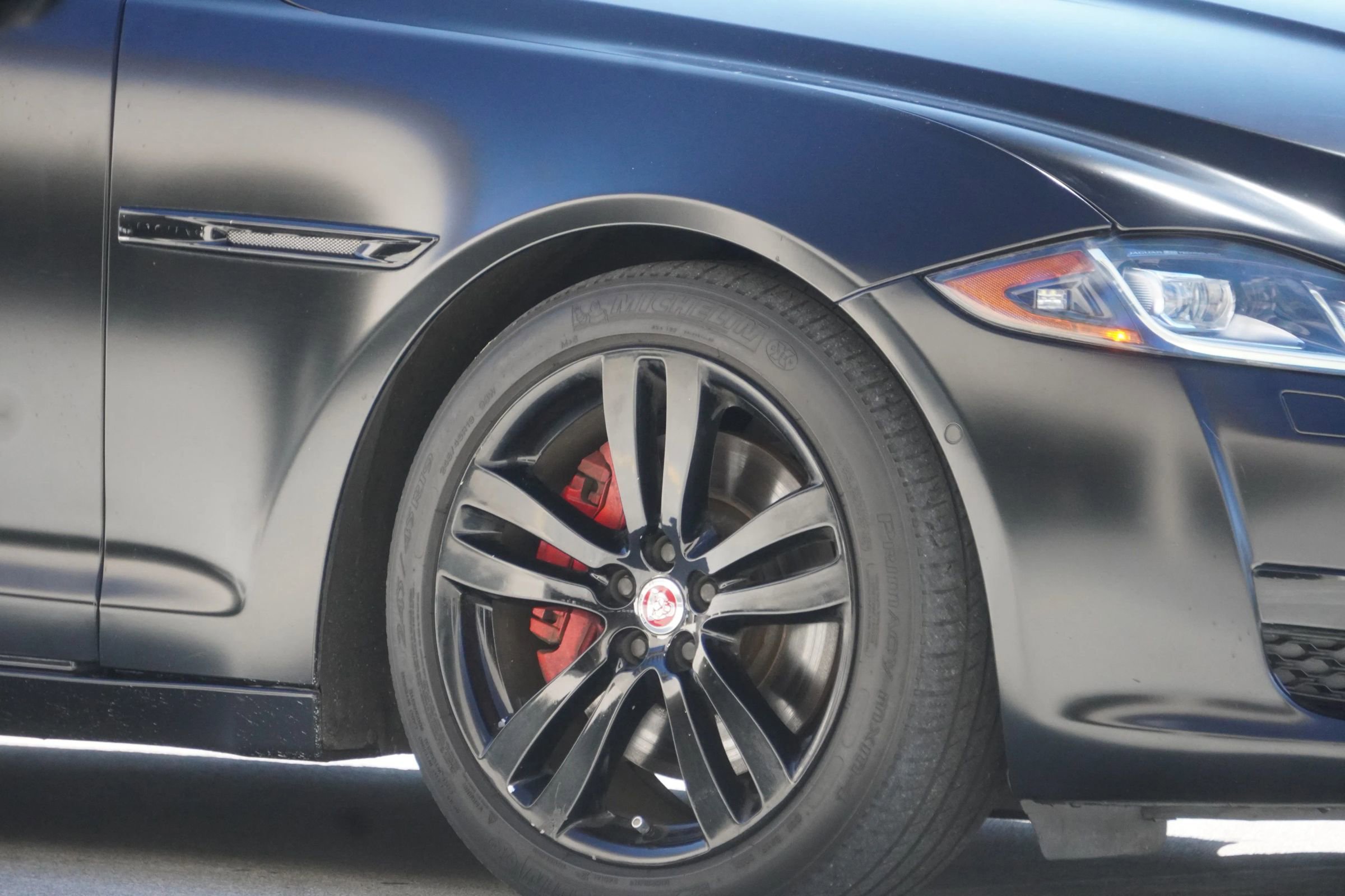 Used 2016 Jaguar XJ L Portfolio AWD/4WD image 32