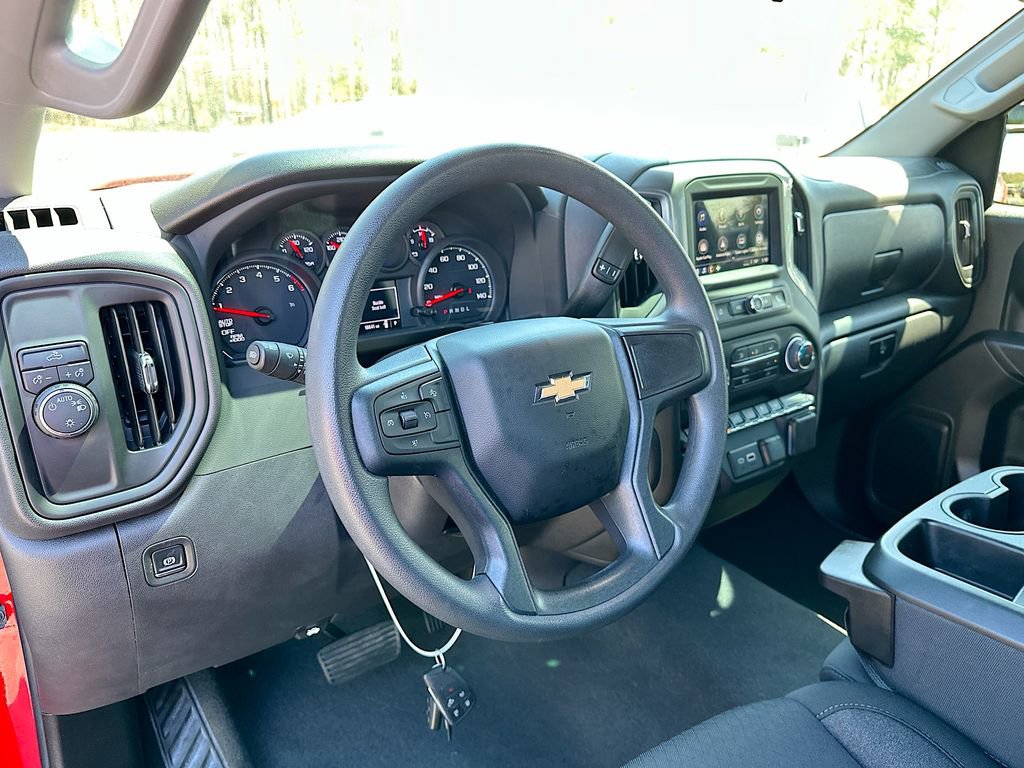 Used 2024 Chevrolet Silverado 1500 Custom w/ Turbomax Blackout Package image 10