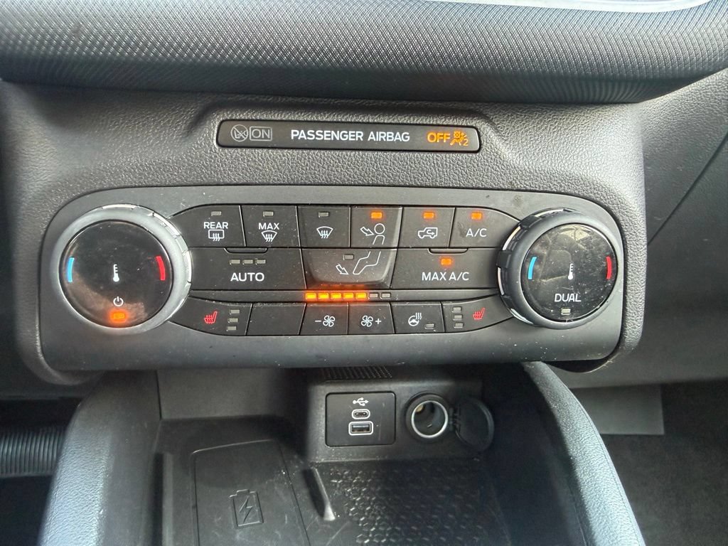 Certified 2024 Ford Bronco Sport Outer Banks w/ Tech Package AWD/4WD image 28