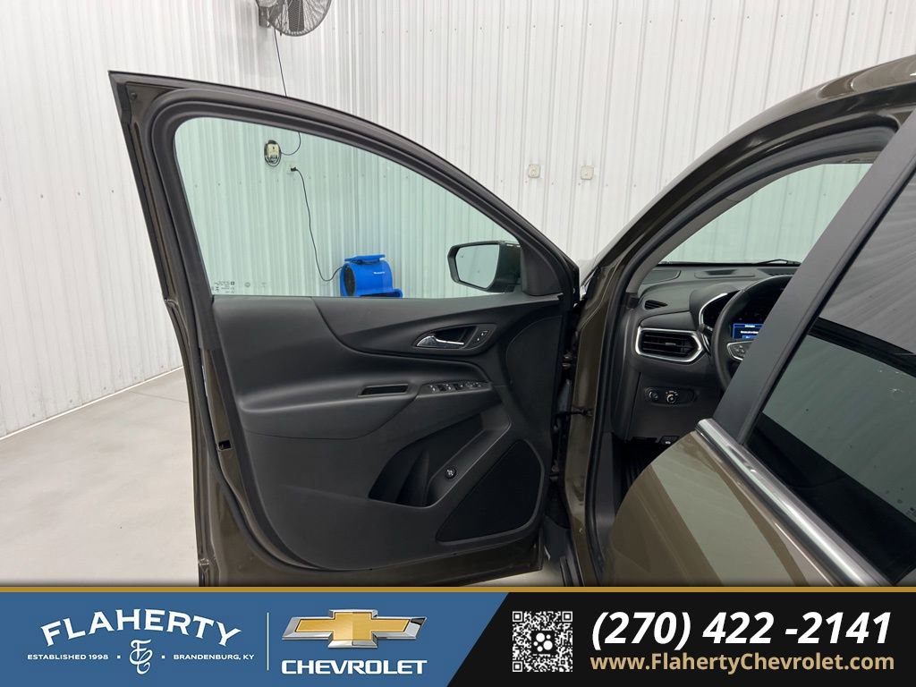 Used 2024 Chevrolet Equinox LT image 8