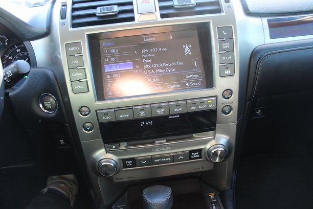 Used 2017 Lexus GX 460 image 22