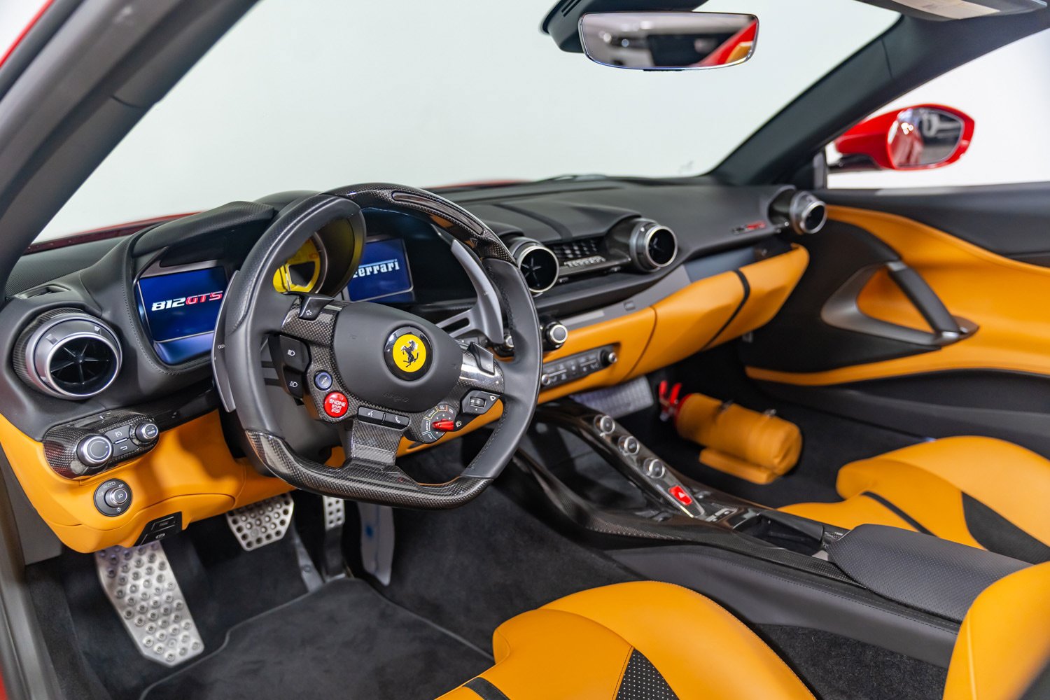 Certified 2023 Ferrari 812 GTS RWD image 28