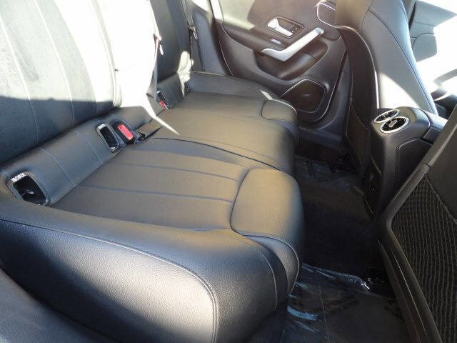 Used 2023 Mercedes-Benz CLA 250 image 18