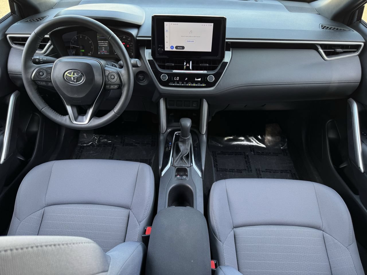 Used 2024 Toyota Corolla Cross AWD Hybrid image 9