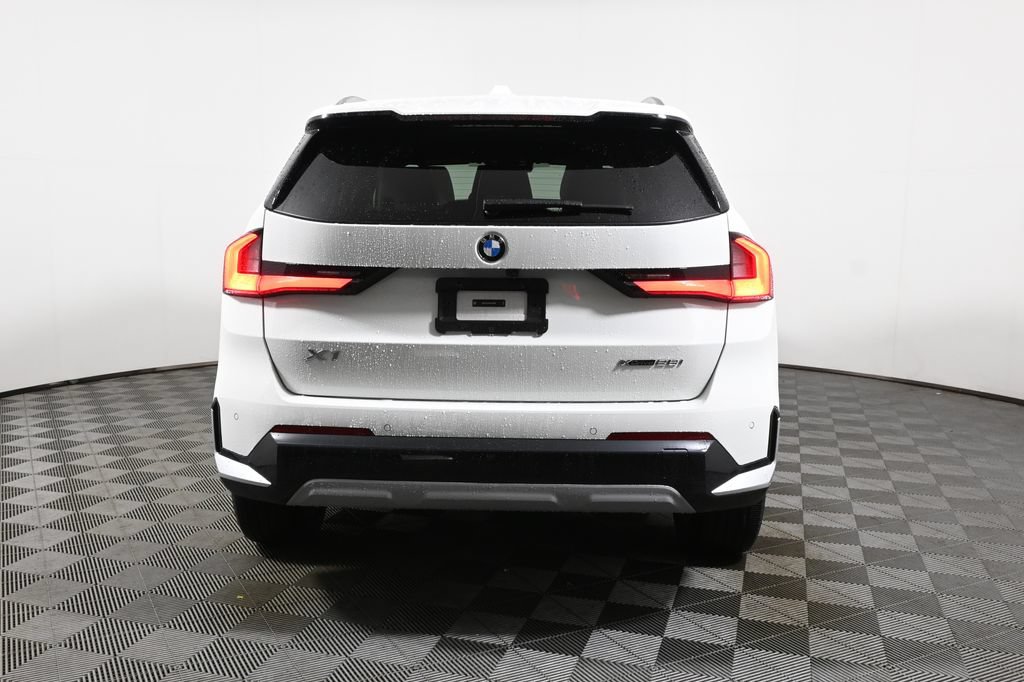 Used 2024 BMW X1 xDrive28i w/ Convenience Package AWD/4WD image 10