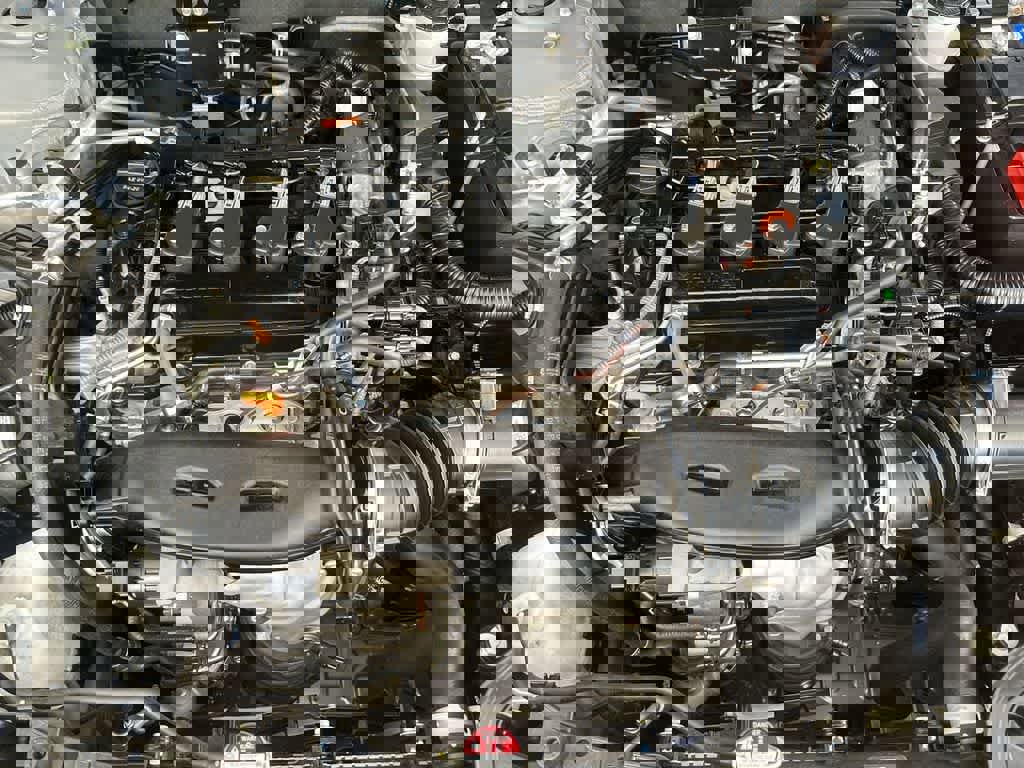 Used 2025 Honda Accord SE image 12