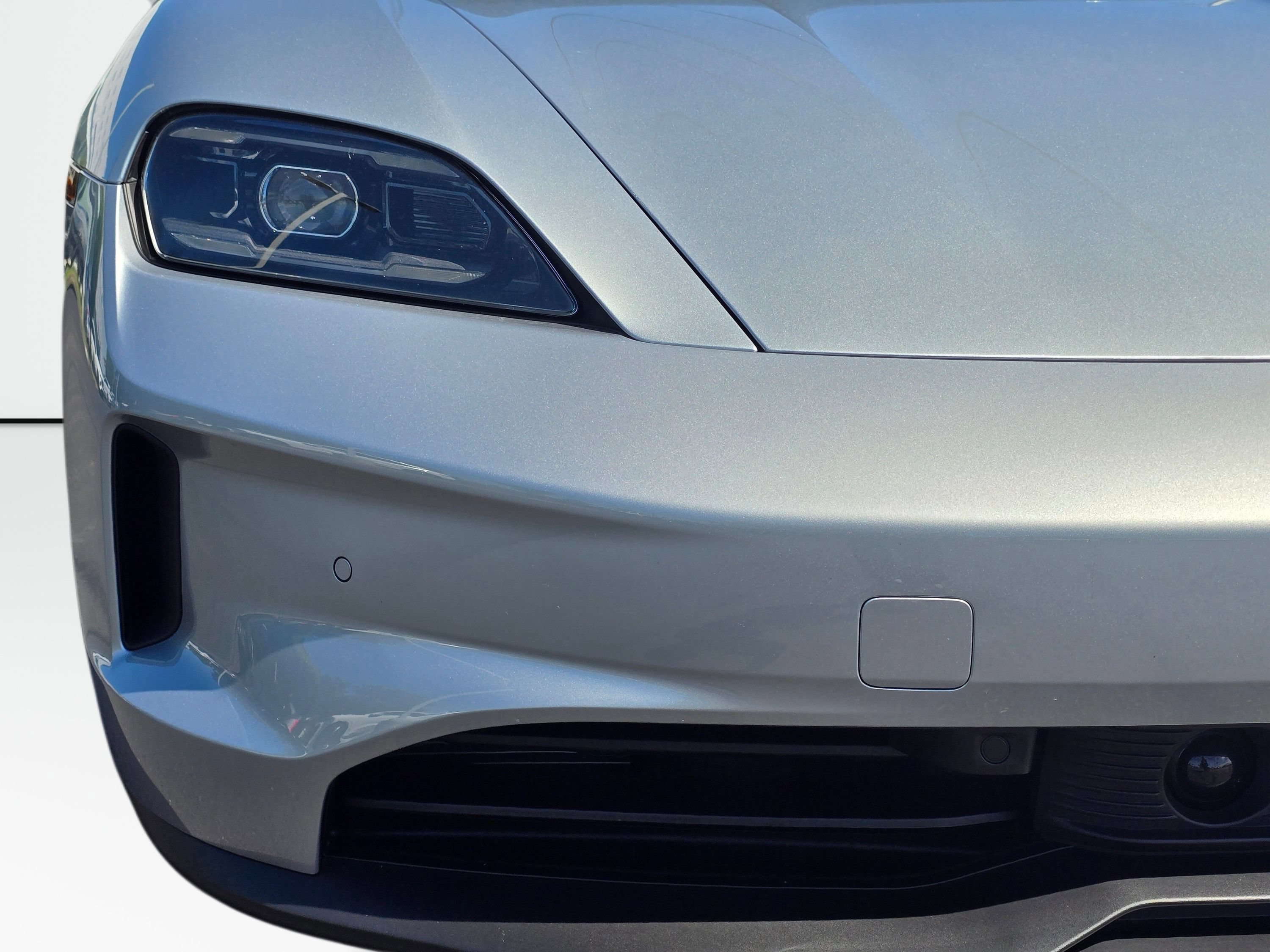 Used 2025 Porsche Taycan 4S AWD/4WD image 29