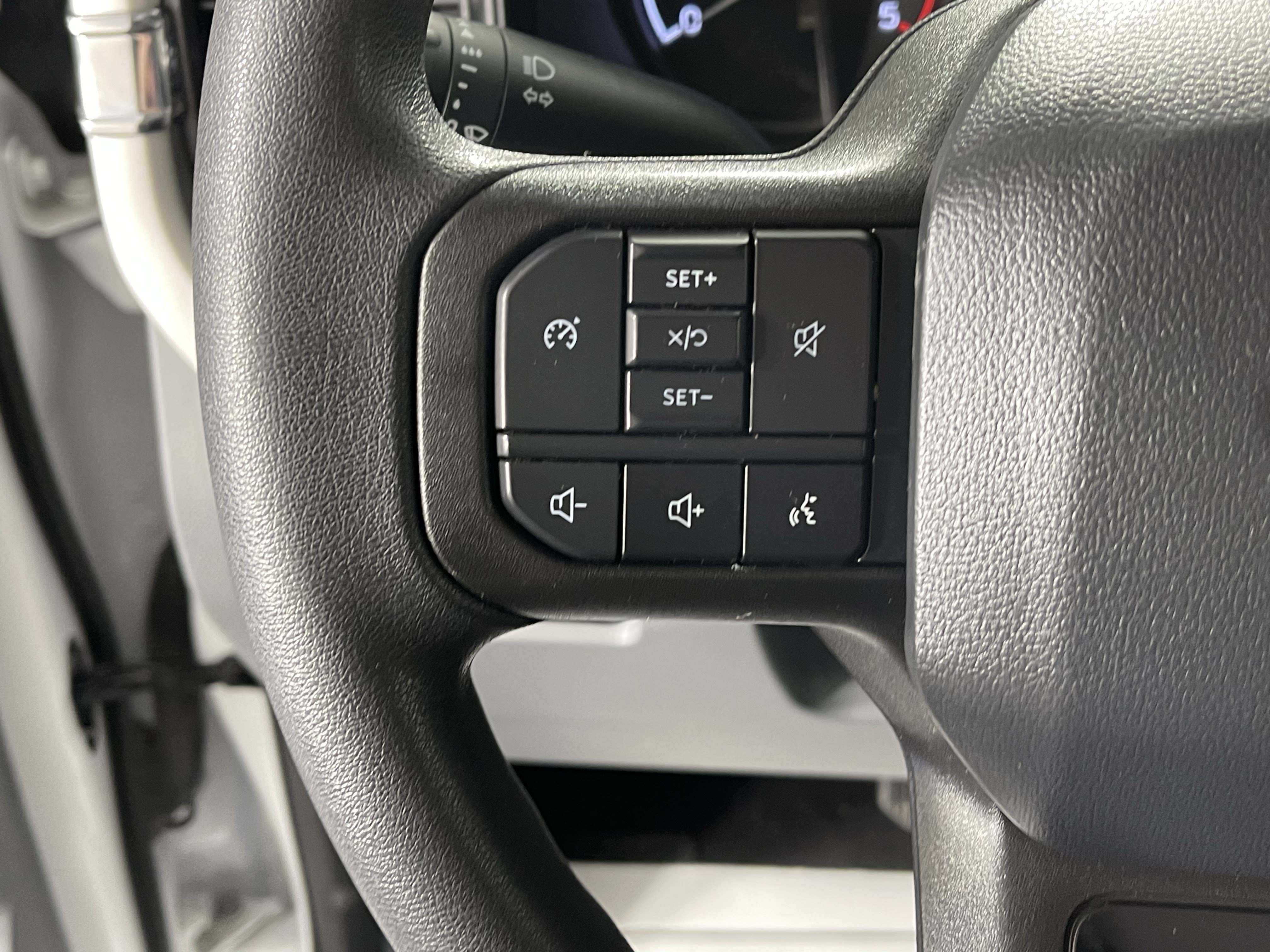 Certified 2024 Ford F250 XLT w/ 360-Degree Camera Package AWD/4WD image 17