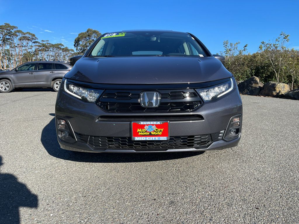 New 2026 Honda Odyssey Touring image 8