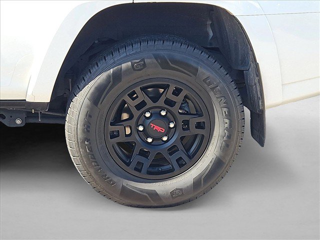 Used 2024 Toyota 4Runner TRD Off-Road Premium w/ Off Road Premium Plus Package AWD/4WD image 25