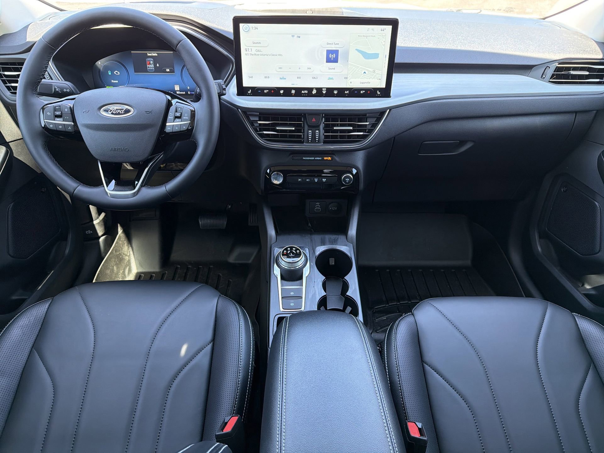 Certified 2025 Ford Escape SE w/ PHEV Premium Package image 2