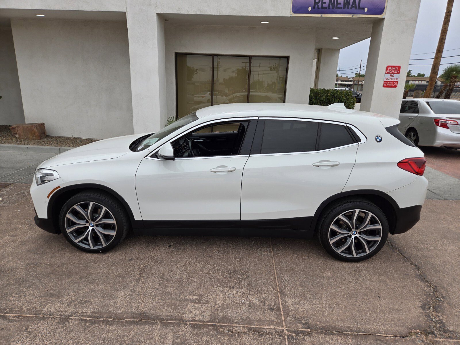Used 2018 BMW X2 sDrive28i image 2