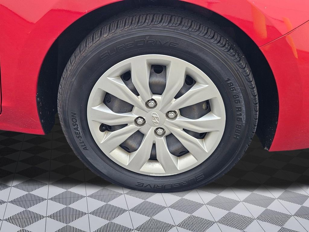 Used 2021 Hyundai Accent SE image 31