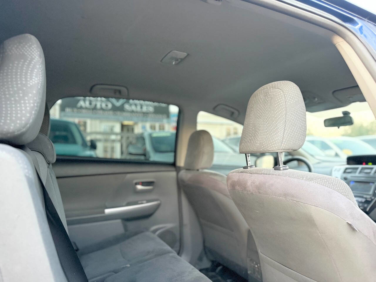 Used 2014 Toyota Prius V Three FWD image 16