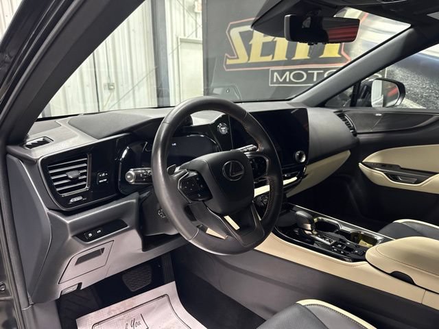 Used 2024 Lexus NX 350h AWD w/ Vision Package image 6