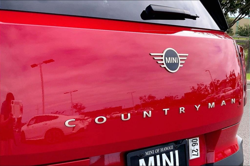 Certified 2025 MINI Cooper Countryman S w/ Comfort Package Max image 9