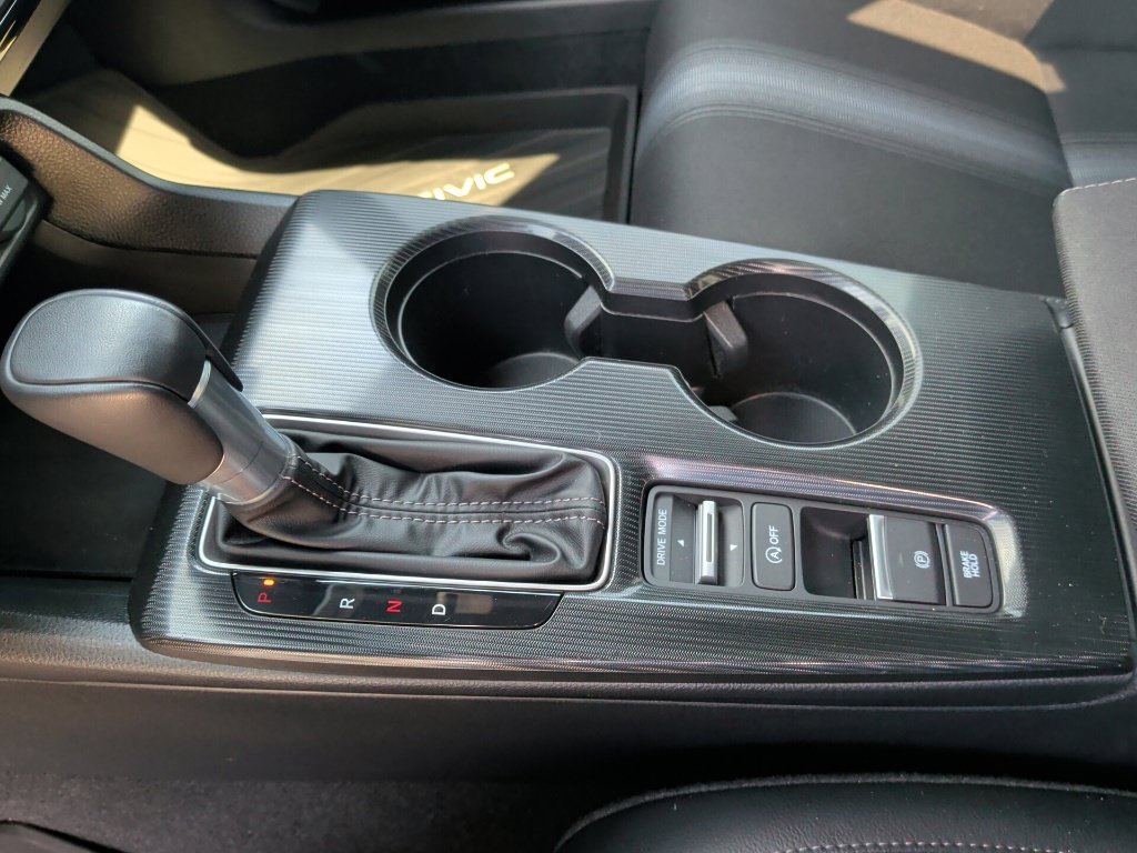 Used 2025 Honda Civic Sport image 31