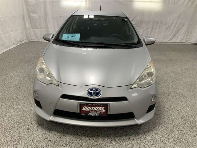 Used 2013 Toyota Prius C Three FWD image 3