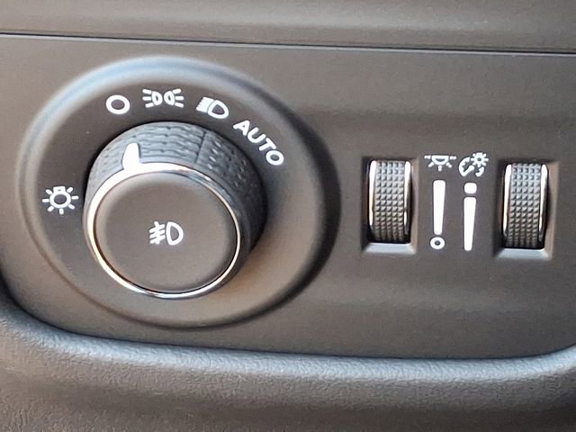 Used 2025 Jeep Grand Cherokee Summit image 24