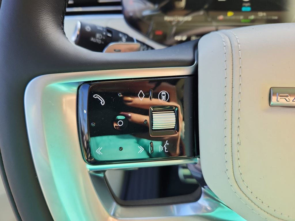 New 2026 Land Rover Range Rover SE AWD/4WD image 19