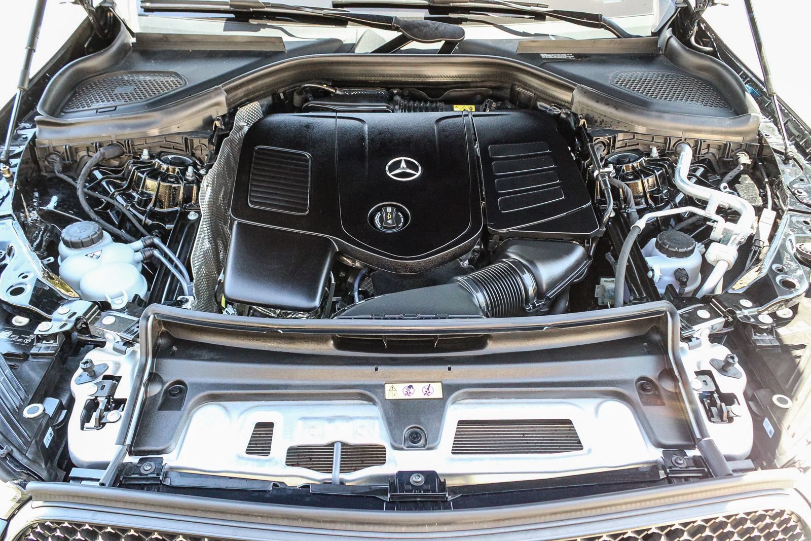 Certified 2026 Mercedes-Benz GLC 300 4MATIC image 27
