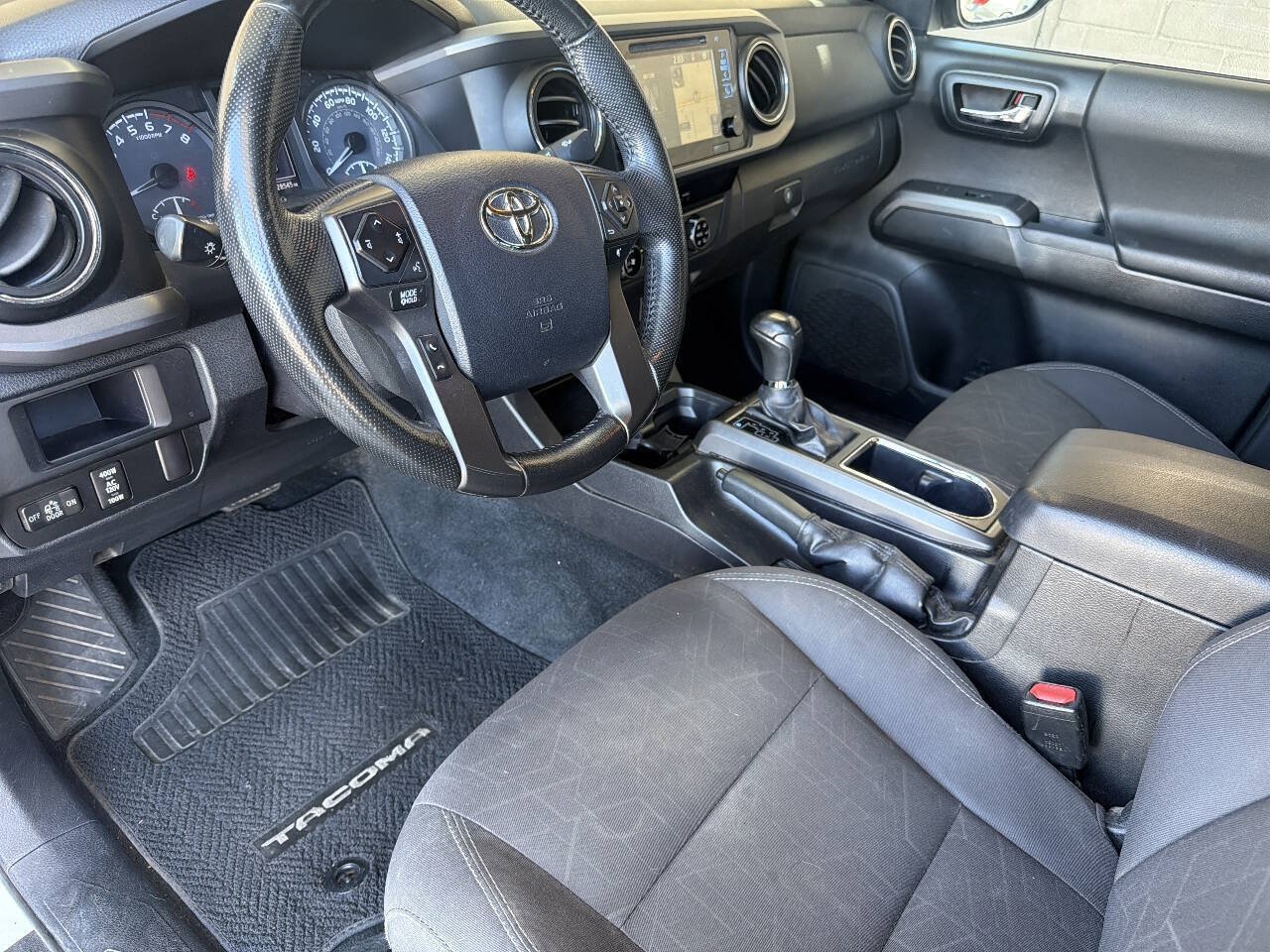Used 2016 Toyota Tacoma TRD Off-Road w/ Towing Package RWD image 20