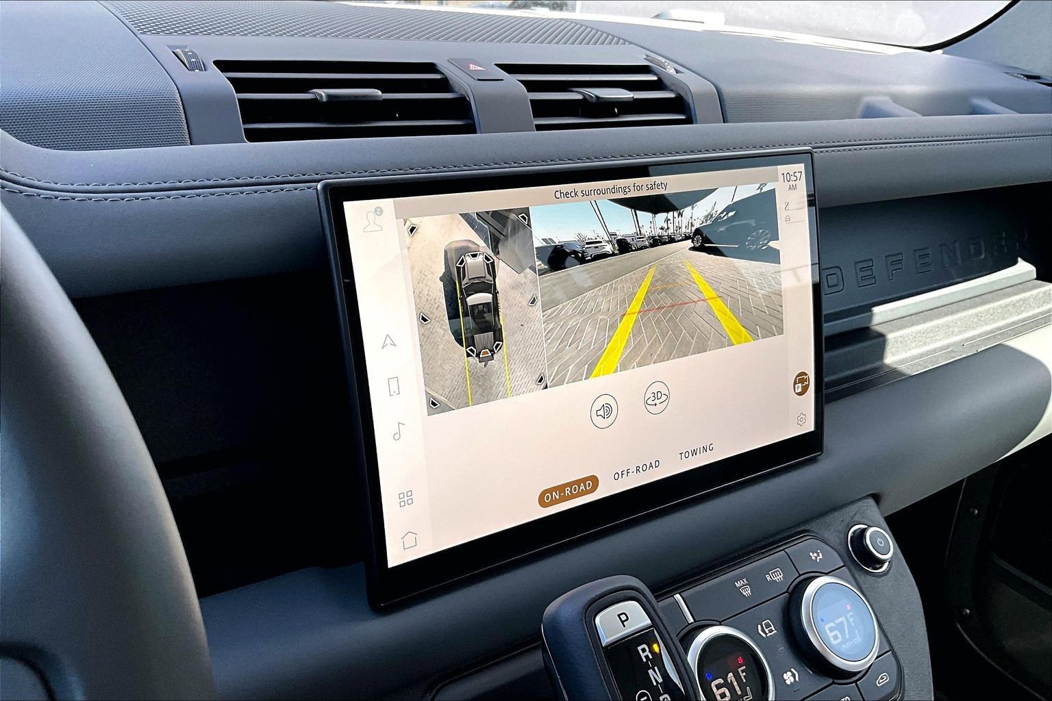 Used 2025 Land Rover Defender 110 S image 21