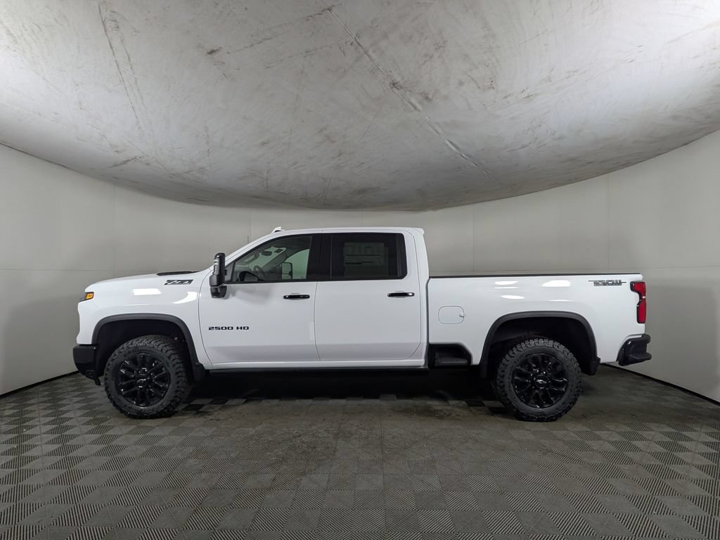 New 2026 Chevrolet Silverado 2500 LTZ w/ LTZ Plus Package AWD/4WD image 3