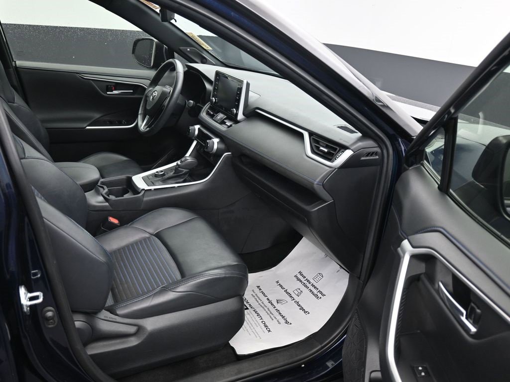 Used 2021 Toyota RAV4 XSE image 14