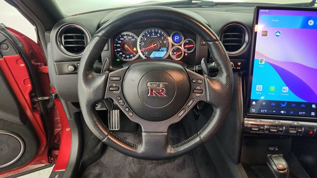 Used 2015 Nissan GT-R Premium AWD/4WD image 34