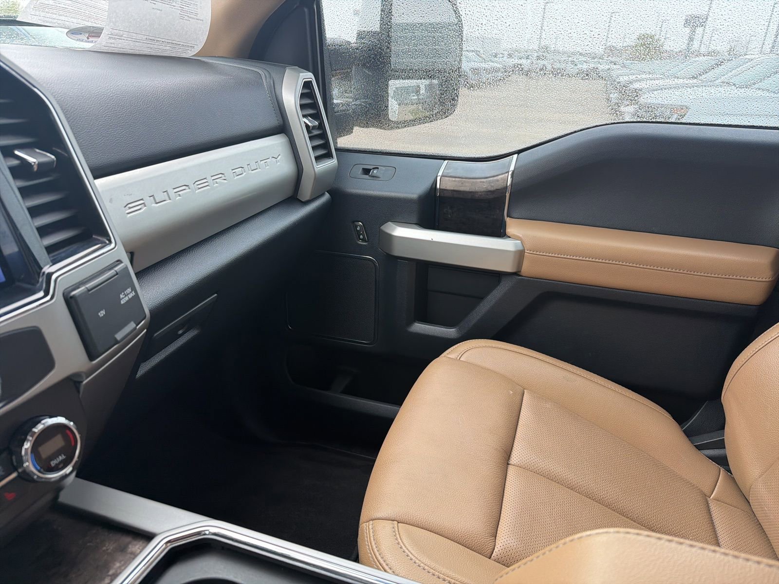 Used 2022 Ford F350 Lariat w/ Lariat Ultimate Package image 25
