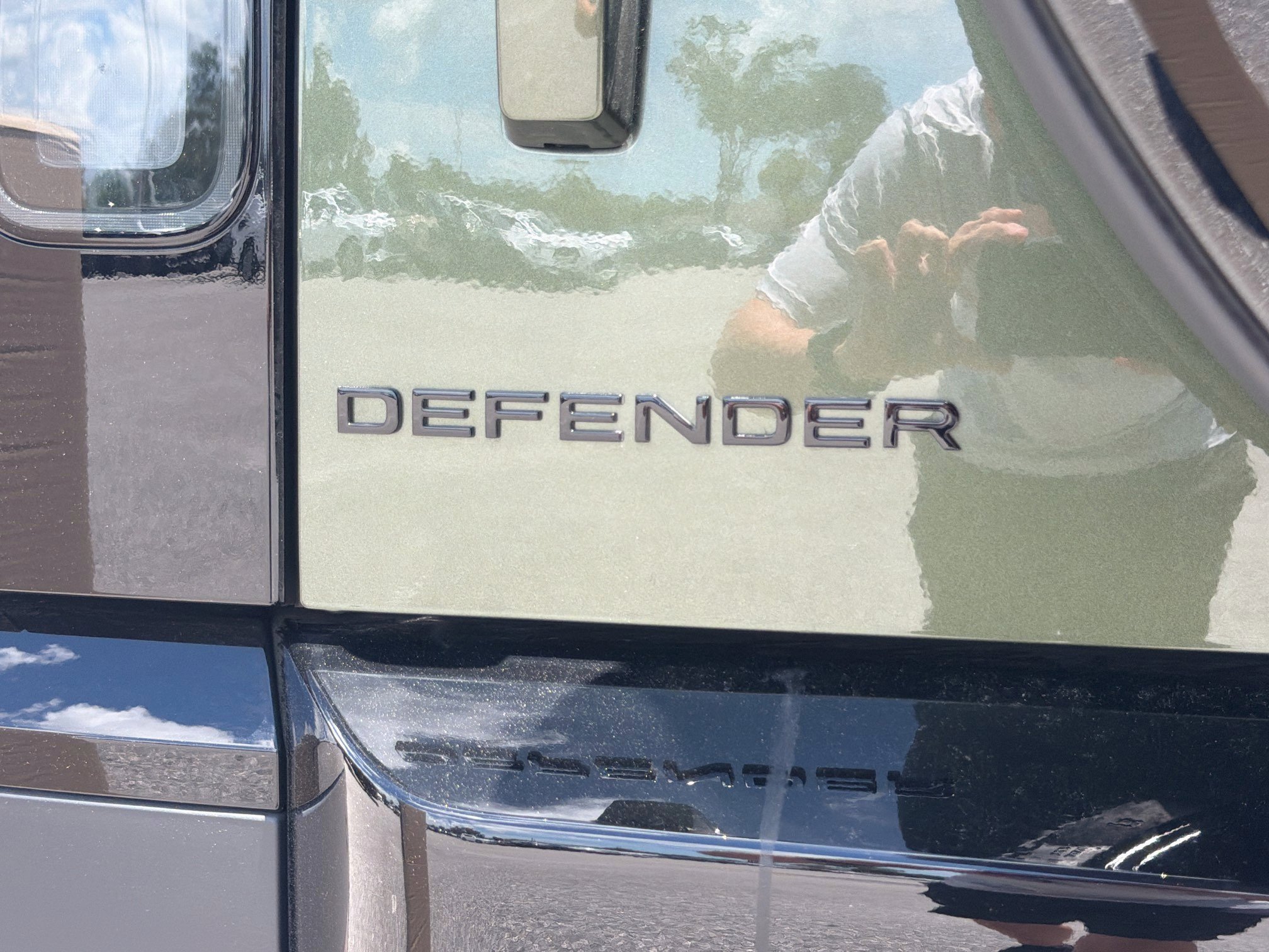New 2026 Land Rover Defender 130 S AWD/4WD image 18