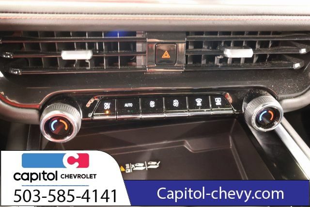 Used 2025 Chevrolet Suburban RST w/ Comfort Package AWD/4WD image 22
