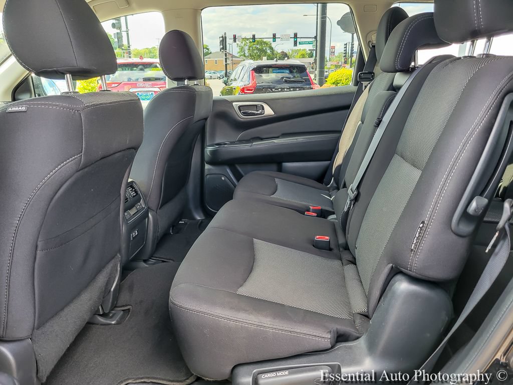 Used 2020 Nissan Pathfinder S AWD/4WD image 10