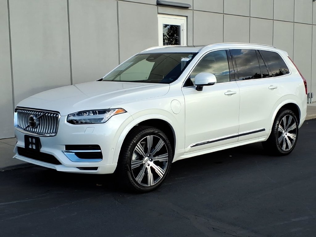 Certified 2024 Volvo XC90 T8 Ultimate w/ Protection Package Premier AWD/4WD image 1