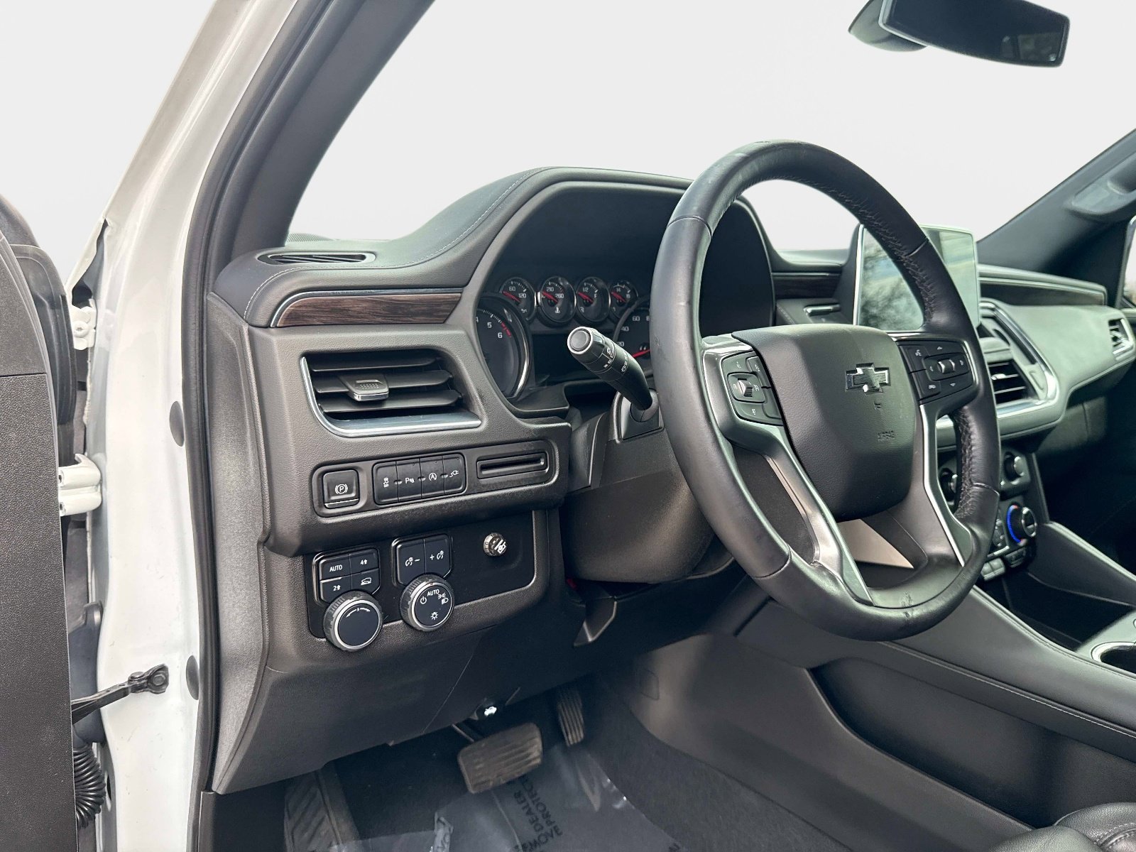 Used 2021 Chevrolet Tahoe LT image 19