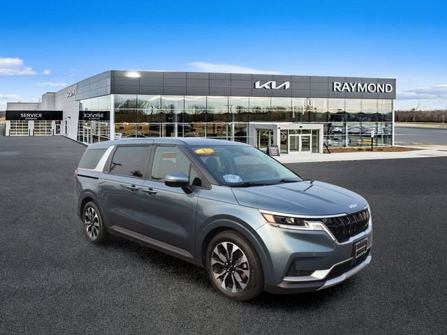Certified 2023 Kia Carnival EX FWD image 11