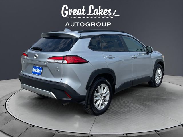 Used 2023 Toyota Corolla Cross LE image 5