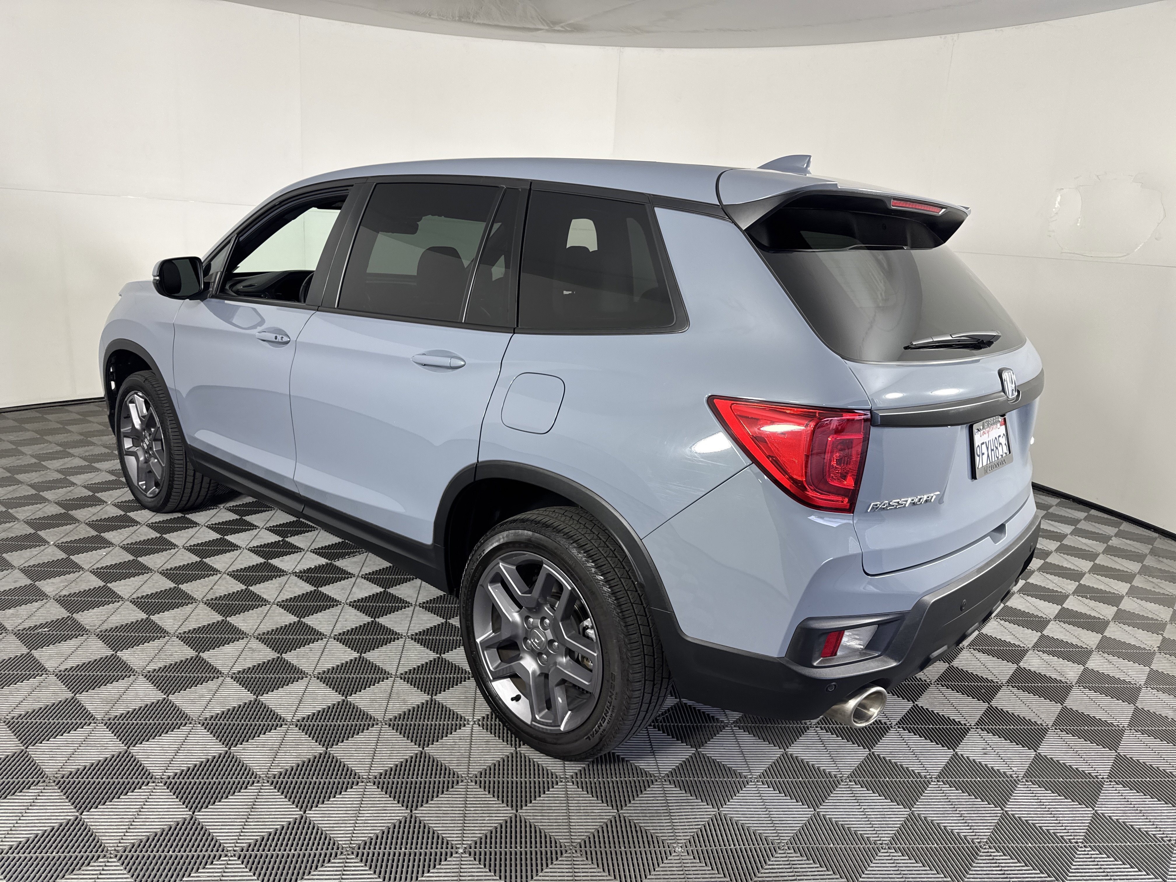 Certified 2023 Honda Passport EX-L image 6