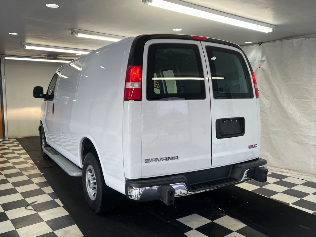 Used 2024 GMC Savana 2500 w/ Driver Convenience Package RWD image 9