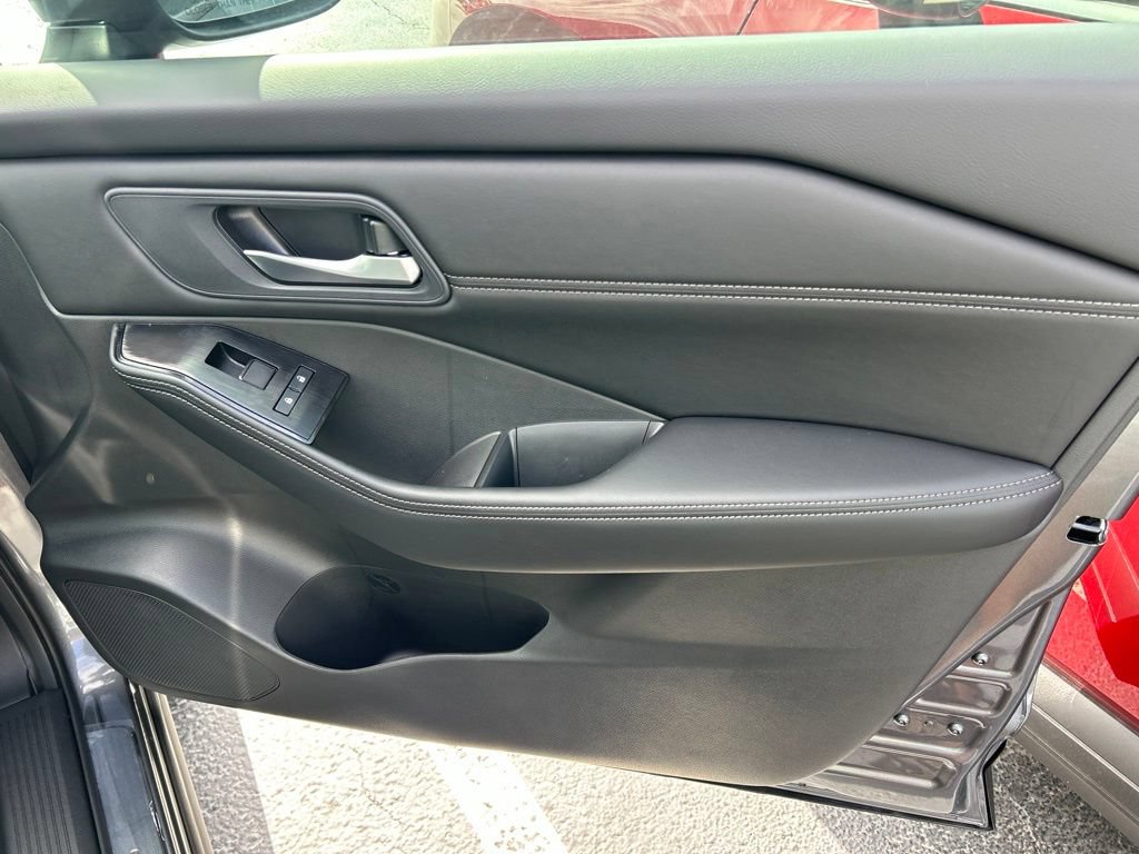 New 2026 Nissan Rogue Dark Armor FWD image 41
